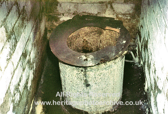 HRS 1128 Manchester, Salford Junction Canal, Elsan toilet in air raid shelter