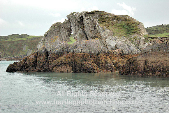 HRS 908 Porth wen faulted sequence of rocks