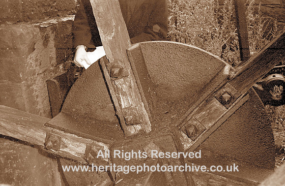 HRS 1188 Radcliffe, Mount Sion waterwheel axle c1970s