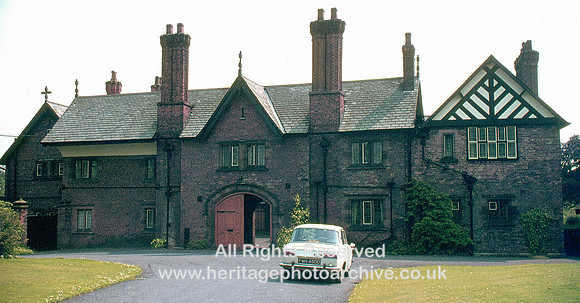 HRS 2102 Swinton, Wardley Hall with car 1972