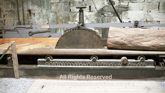 HRS 1418 Timber benchsaw Llanberis