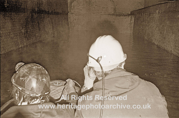 HRS 1145 Manchester, Salford Junction Canal, Tunnel exploration 1973