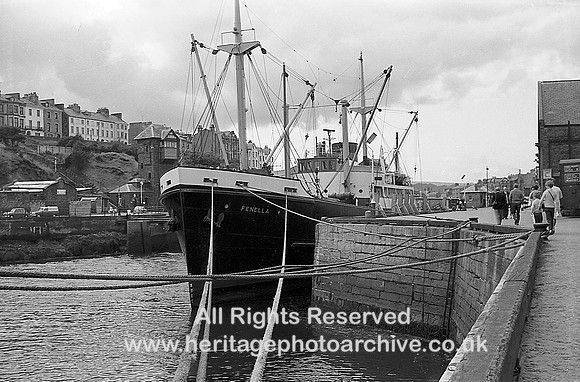 HRS 3540  IOM, Douglas harbour 1960s