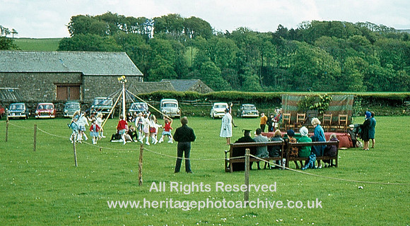 HRS 2379 Slaidburn, Maytime nd