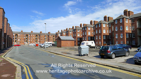 HRS 2381 Barrow, Steamer St tenements, Barque st