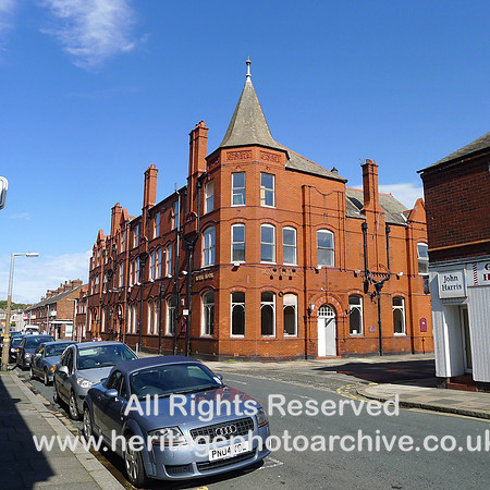 HRS 2394 Barrow, Royal Hotel