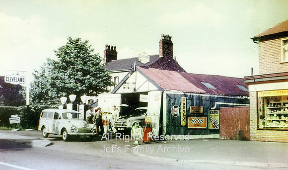 Flixton, Garage