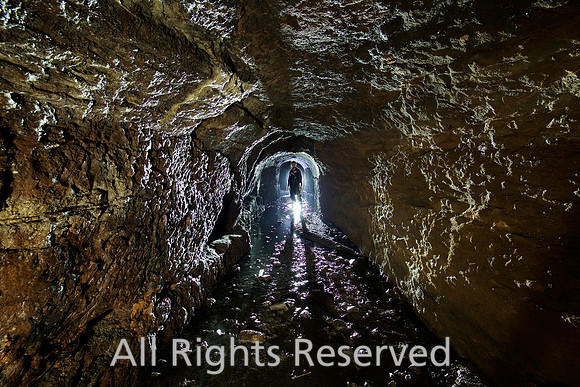 Wet earth tunnel