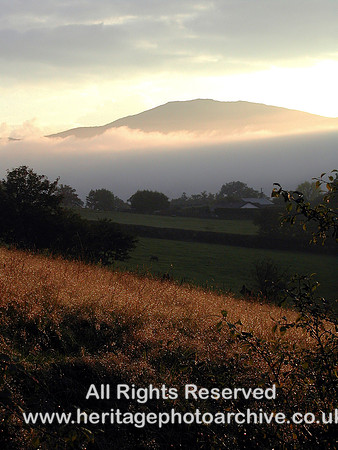 HRS 2529 Tal-y-fan sunset