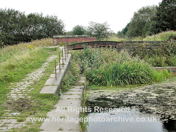 HRS 2562 MBBC, Nob End Branch to Rawson's etc 2003