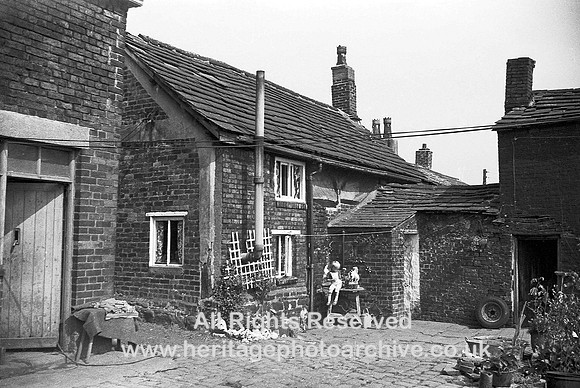 HRS 1851 Radcliffe Scotson Fold Farm 1970s FOUR