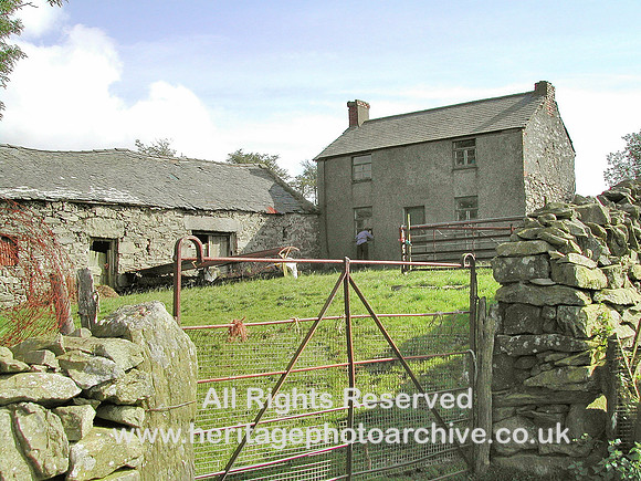 HRS 2585 Ddol Frwynog farm, Cledwen Valley 2003