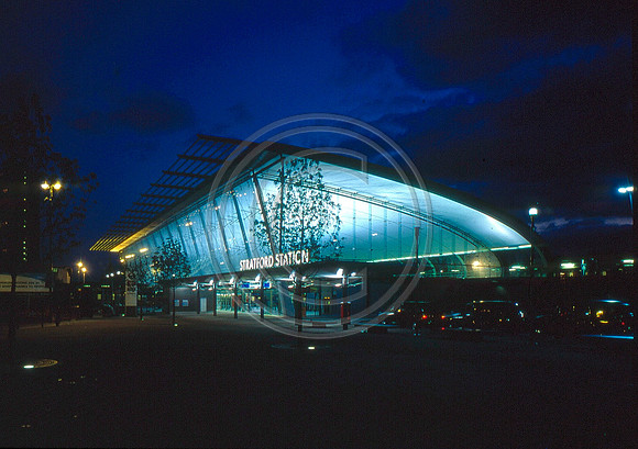 London, Stratford, Regional Station Newham 2000
