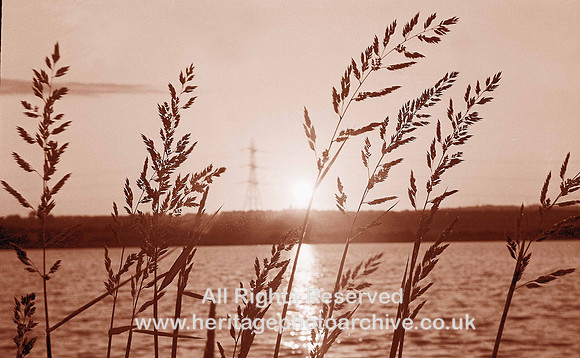 HRS 2806 MBBC Elton reservoir c1960s sunset