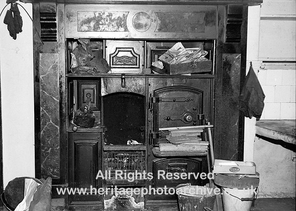 HRS 2847 Radcliffe, Stand Lodge, kitchen range 1969