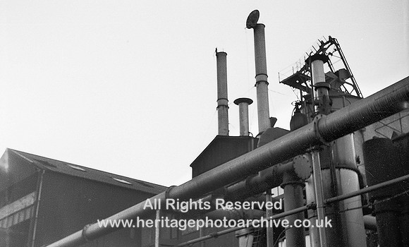 HRS 2823 Radcliffe gas works, chimneys c1967