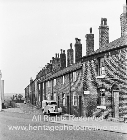 HRS 2857 Radcliffe, Dumers Lane old van c1960