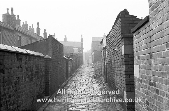 HRS 2859 Radcliffe, Hill Street backs looking west March 1969