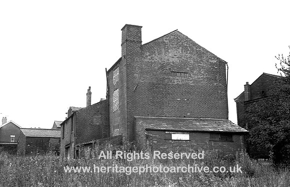 HRS 2866 Radcliffe, Stand Lodge multi-storey house 1970