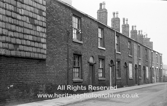 HRS 2871 Radcliffe, St Andrew's, Hall St slated gable 1970s