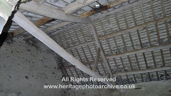 HRS 11447 Haverthwaite, Hard Crag Farm   Bank barn roof timbers