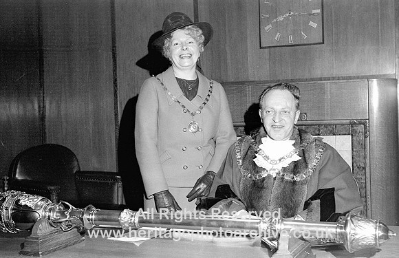 HRS 3042 Radcliffe, Mayor and Mayoress of Radcliffe Counc McCarthy