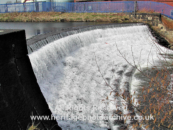 HRS 3064 Radcliffe, Bealeys Weir Warth 2005