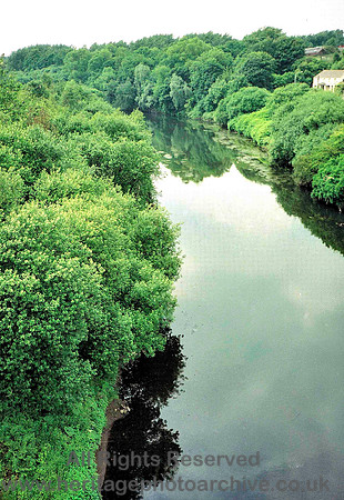 HRS 3066 Radcliffe, Irwell looking west from ELRly bridge 1990s