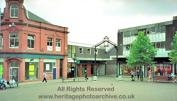 HRS 3088 Radcliffe, Piazza  and Market Hall entrance c1980s