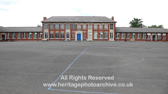 HRS 3158 Radcliffe Secondary Modern School 2007