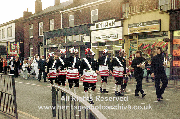 HRS 3183 Radcliffe, rushbearing Bacup Coconut dancers 1974