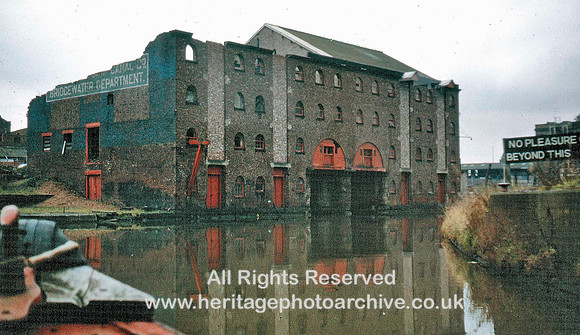 HRS 3770 Bridgewater Canal, fired warehouse Castlefield c1972
