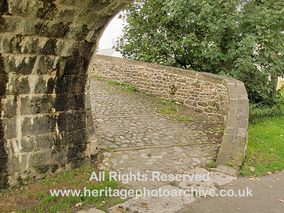 HRS 3787 Lancaster Canal, Kendal,  bridge 186
