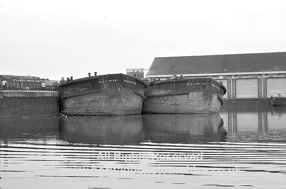 HRS 3824 Manchester Ship Canal, Pomona docks barges 1970s