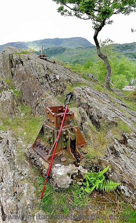 HRS 7194 Hodge Close Quarry , Remains of crane base