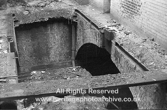 HRS 3849 Manchester, Salford Junction Canal, exposed tunnel 1970s