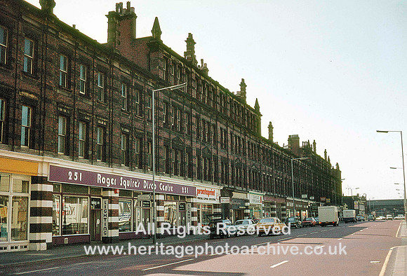 HRS 3852 MSJc Deansgate crossing point R to L 1976
