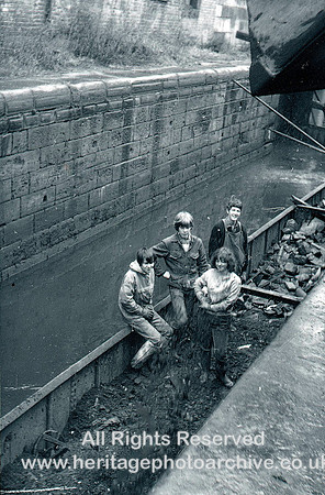 HRS 3872 Rochdale Canal, Repairing lock gate, Manchester  1971