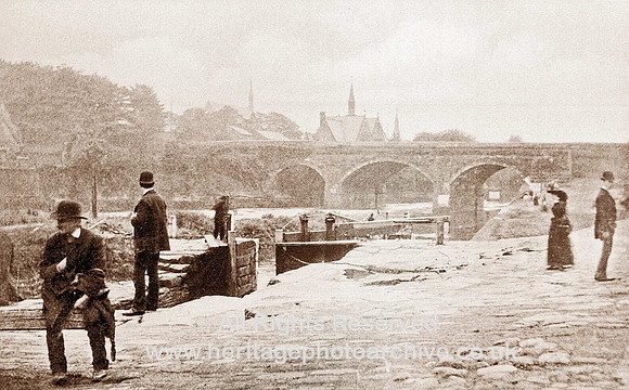 HRS 3830 Mersey and Irwell Navigation,  Barton aqueduct over Irwell
