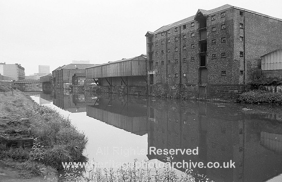 HRS 3981 Irwell, New Quay warehouses, Manchester