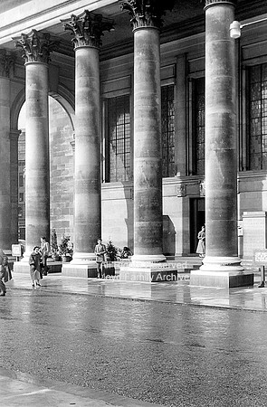 Manchester Central Library 1954