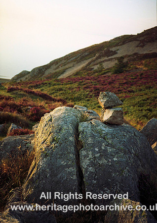 HRS 790 Ice-split boulder Conwy Mountain c2000