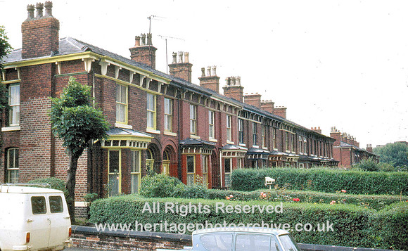 HRS 3287 Reddish Mills housing c1978