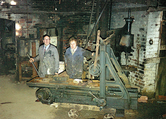 HRS 3364 Bury Duggie Hall and KH with Whitworth planing machine Halsalls Bury 1970s