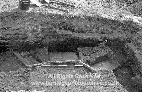 HRS 3630 Bury Castle Dig 1974 stone foundations
