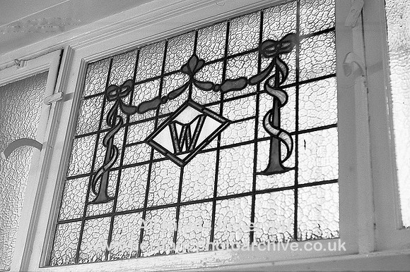 HRS 3659 Bury, Woolworth's logo glass 1975