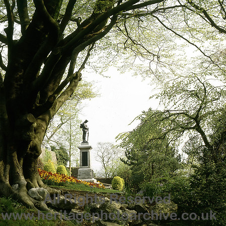 HRS 3686 Clitheroe War memorial