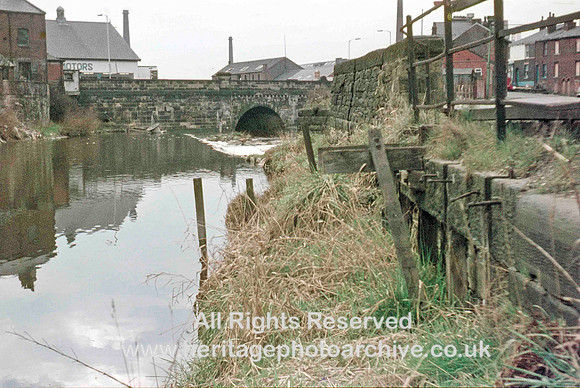 HRS 260 MBBC, Top up sluice from Irwell Bury Bridge 1971