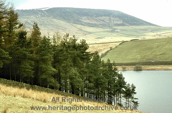 HRS 4004 Pendle Hill and Ogwen reservoir, Barley 1983