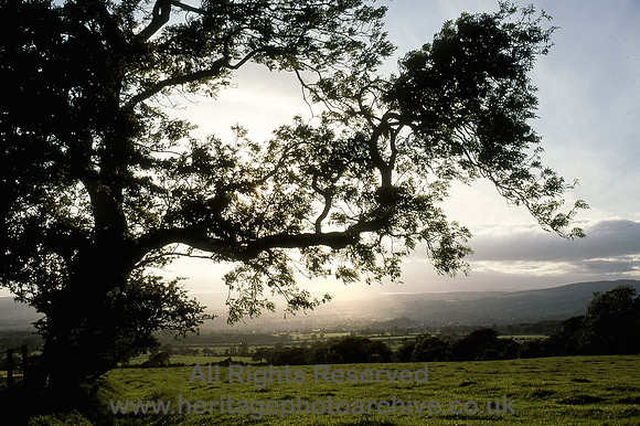 HRS 4008 Pendle, showery day 1996